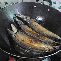 干锅秋刀鱼#厨此之外，锦享美味#的做法图解7
