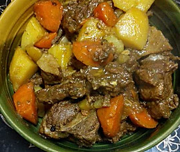 胡萝卜土豆炖排骨的做法