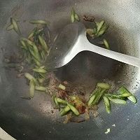 芦笋炒饭的做法图解5