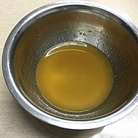 莲蓉蛋黄月饼，皮这么薄，馅这么多的做法图解2