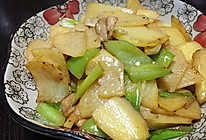 土豆片炒青椒的做法