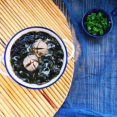 牛肉丸虾皮紫菜汤
