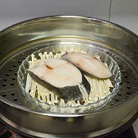 #极地鲜味厨艺大比拼#清蒸金针菇黑鳕鱼的做法图解4