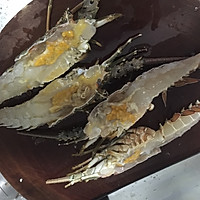 蒜蓉蒸龙虾的做法图解2