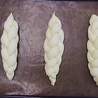 布里欧修辫子面包（4股辫）的做法图解10