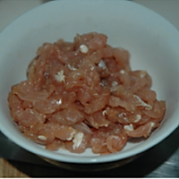 芹菜千张肉丝的做法图解2