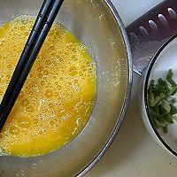 番茄炒鸡蛋的做法图解2