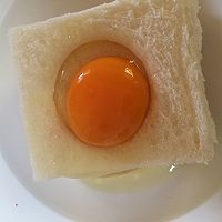 鸡蛋火腿面包塔的做法图解6