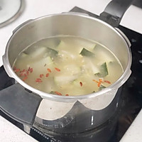 姜丝冬瓜薏米汤的做法图解8