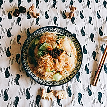 青菜虾仁炒米粉