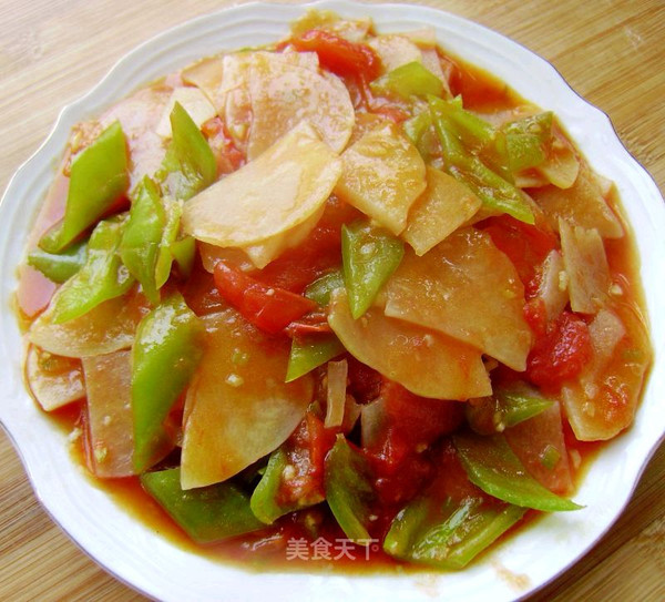 西红柿炒青椒土豆片