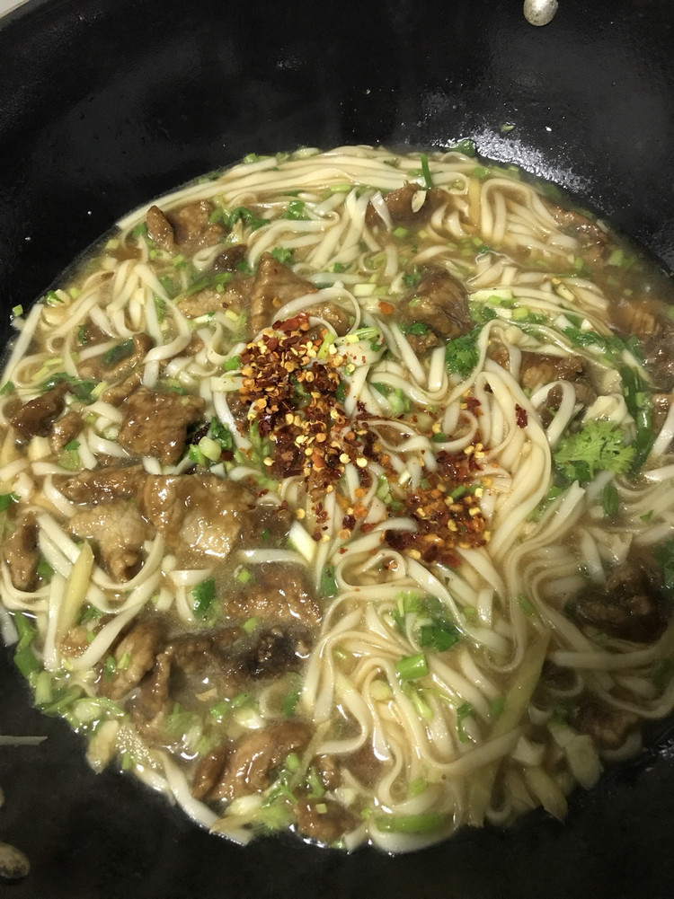 薯粉肉烧面的做法