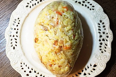 鸡蛋蔬菜米饭团