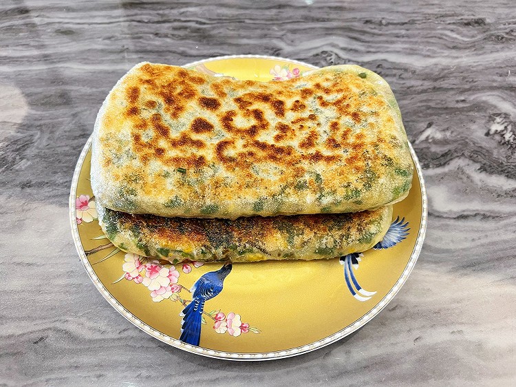 薄皮韭菜馅饼的做法