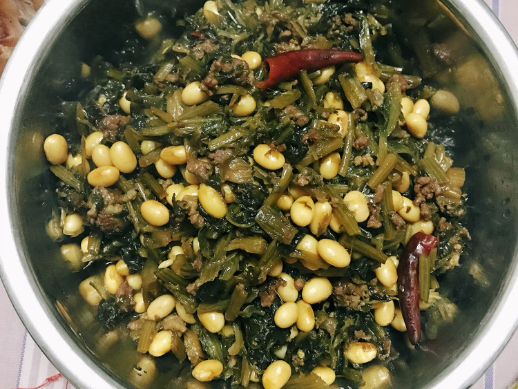 肉末黄豆雪里蕻的做法