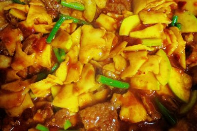 牛肉炒面片