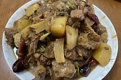 宽饭版的土豆牛腩