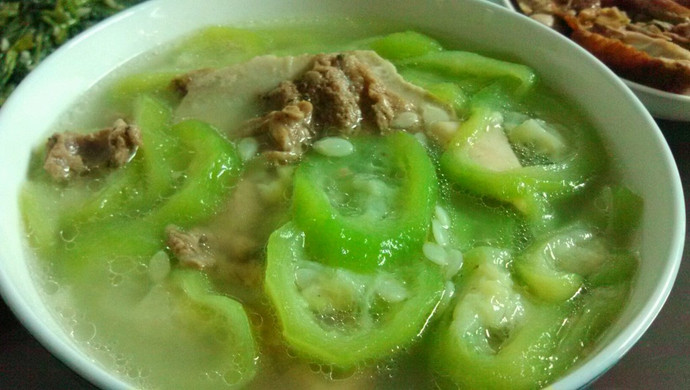 丝瓜排骨汤