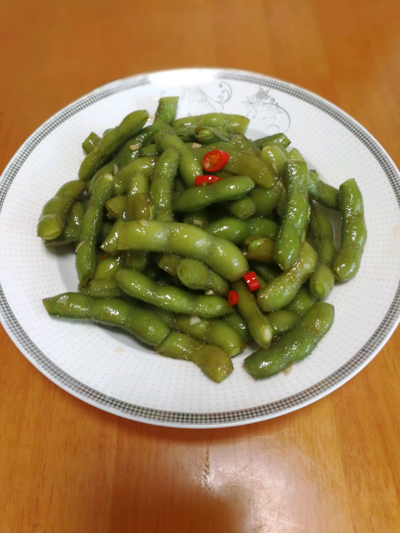 Summer snacks, wine and vegetables, cold soy sauce