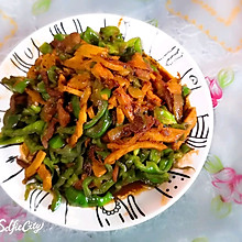 万能配菜  肉丝豆干炒青椒