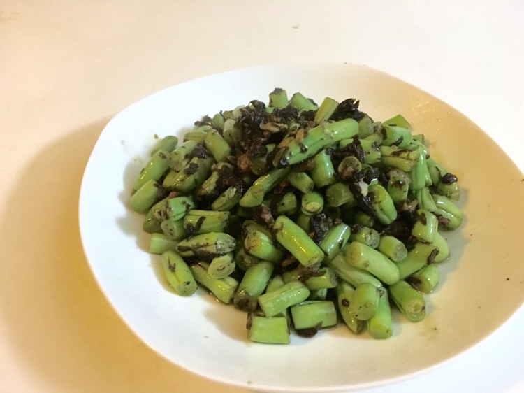 橄榄菜四季豆