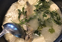 鲫鱼炖萝卜豆腐汤的做法