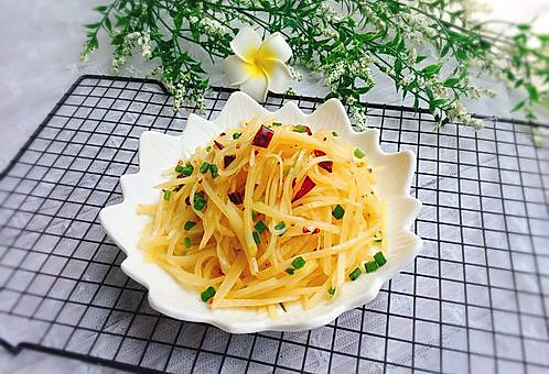 家常菜+香辣土豆丝的做法