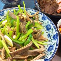 凉拌肚丝的做法图解1