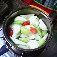 丝瓜番茄瘦肉汤的做法图解5