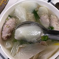 鲜掉眉毛的萝卜丸子汤的做法图解6