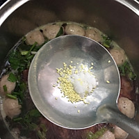 红菇瘦肉汤的做法图解5