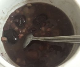 红豆薏仁红枣汤的做法