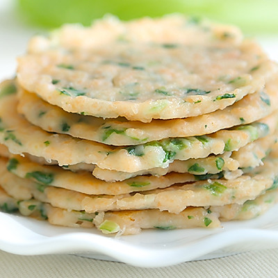 三文鱼蔬菜软饼 宝宝辅食微课堂