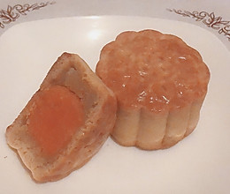 白莲蓉蛋黄月饼，中秋赏月更应景的做法