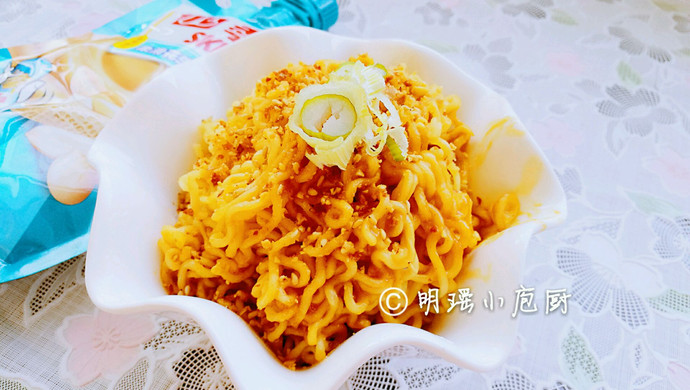 香辣花生酱拌面