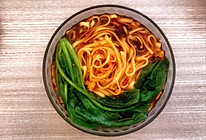 #餐桌上的春日限定#超美味的麻辣小面！的做法