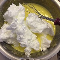 戚风蛋糕的做法图解4