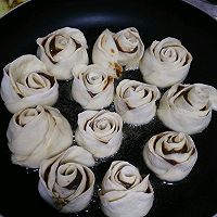 芝麻玫瑰卷的做法图解10