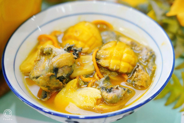 金汁鲍鱼松茸鸡汤