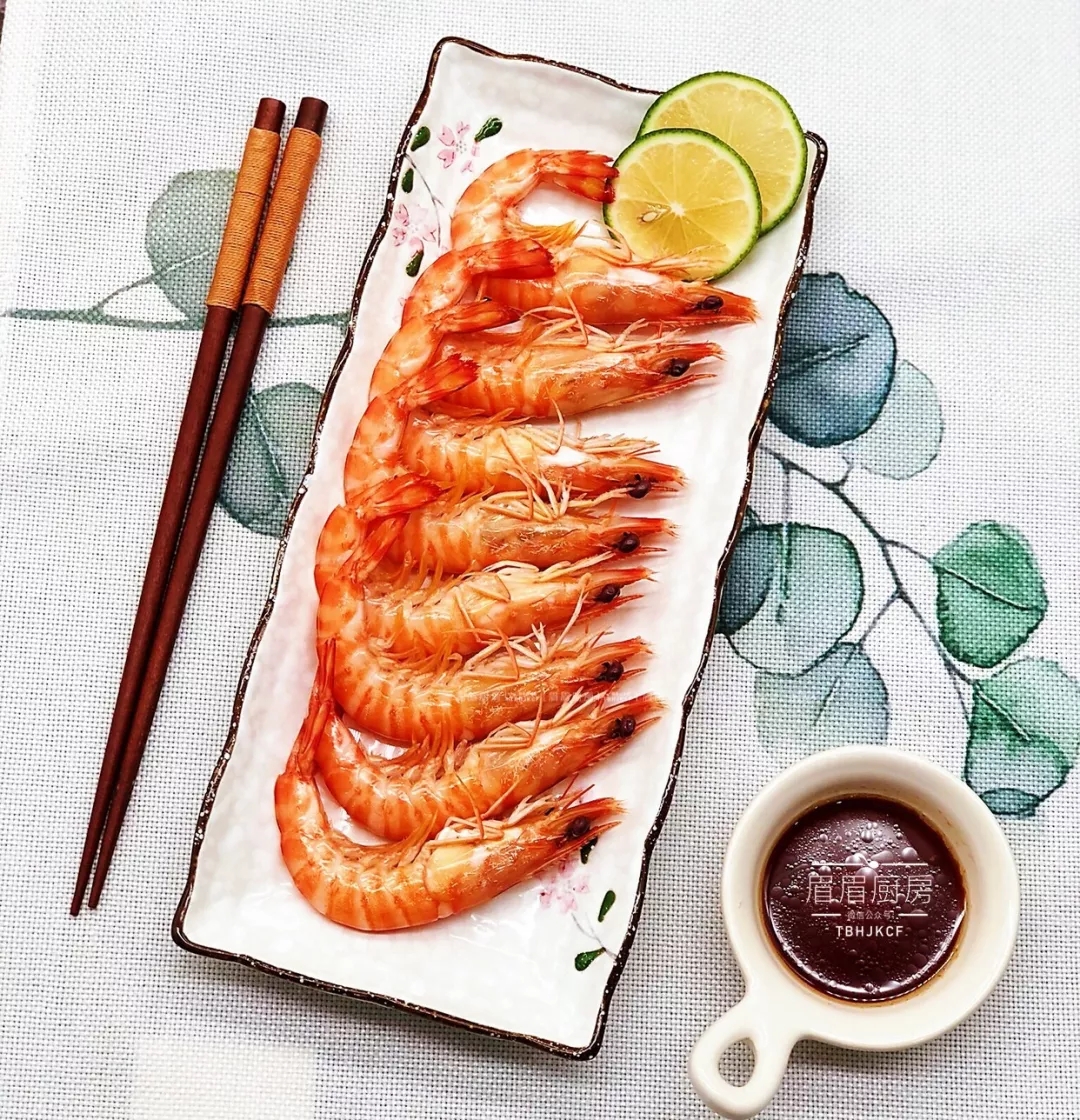 Boiled shrimps without fire