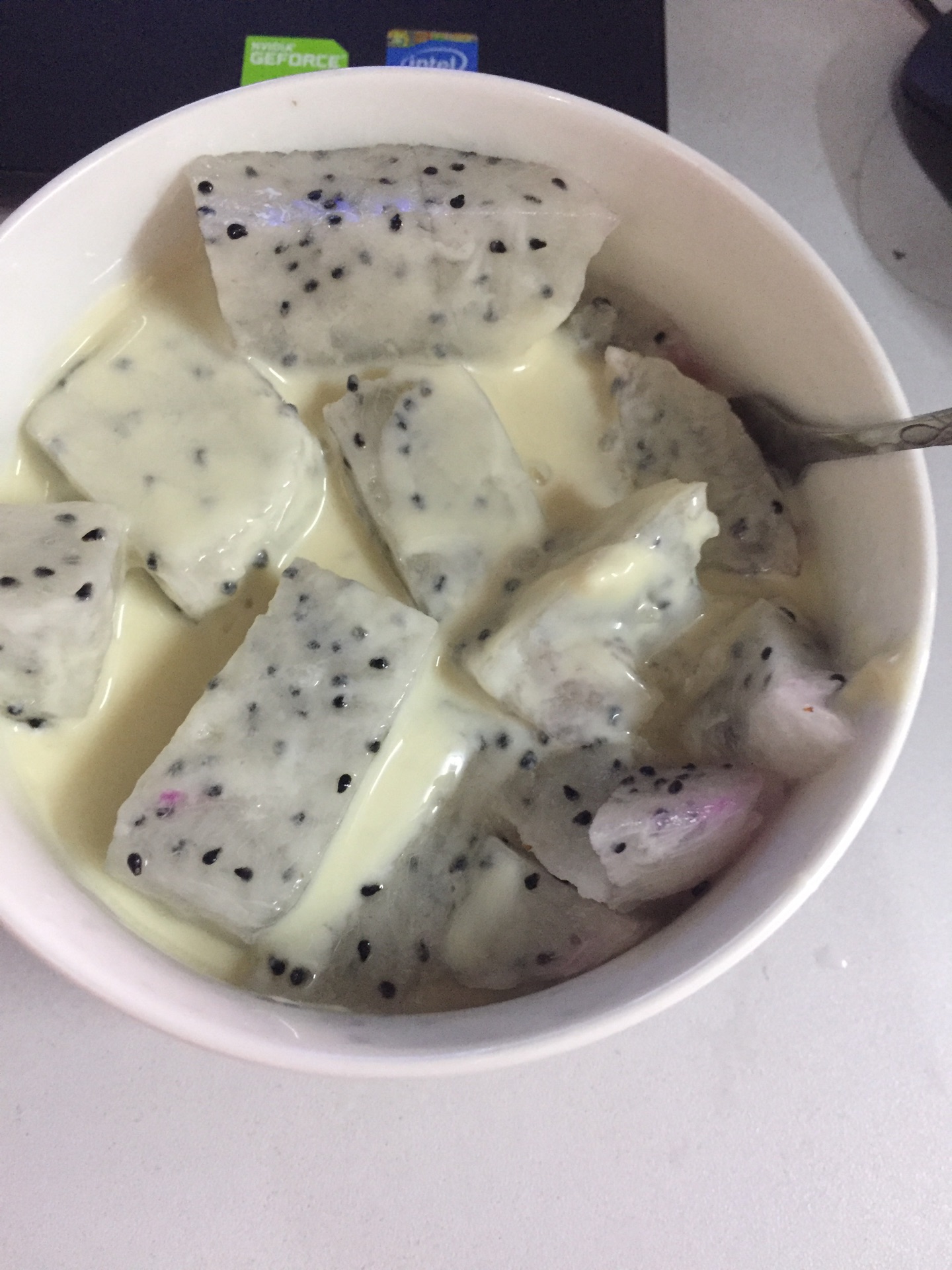 火龙果百香果酸奶怎么做_火龙果百香果酸奶的做法_豆果美食