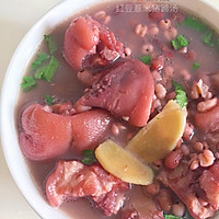 红豆薏米猪蹄汤的做法图解15