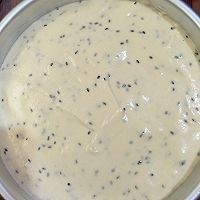 黑芝麻戚风蛋糕的做法图解14