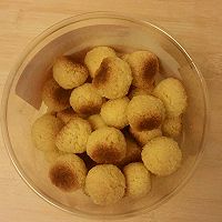 椰蓉奶球的做法图解4
