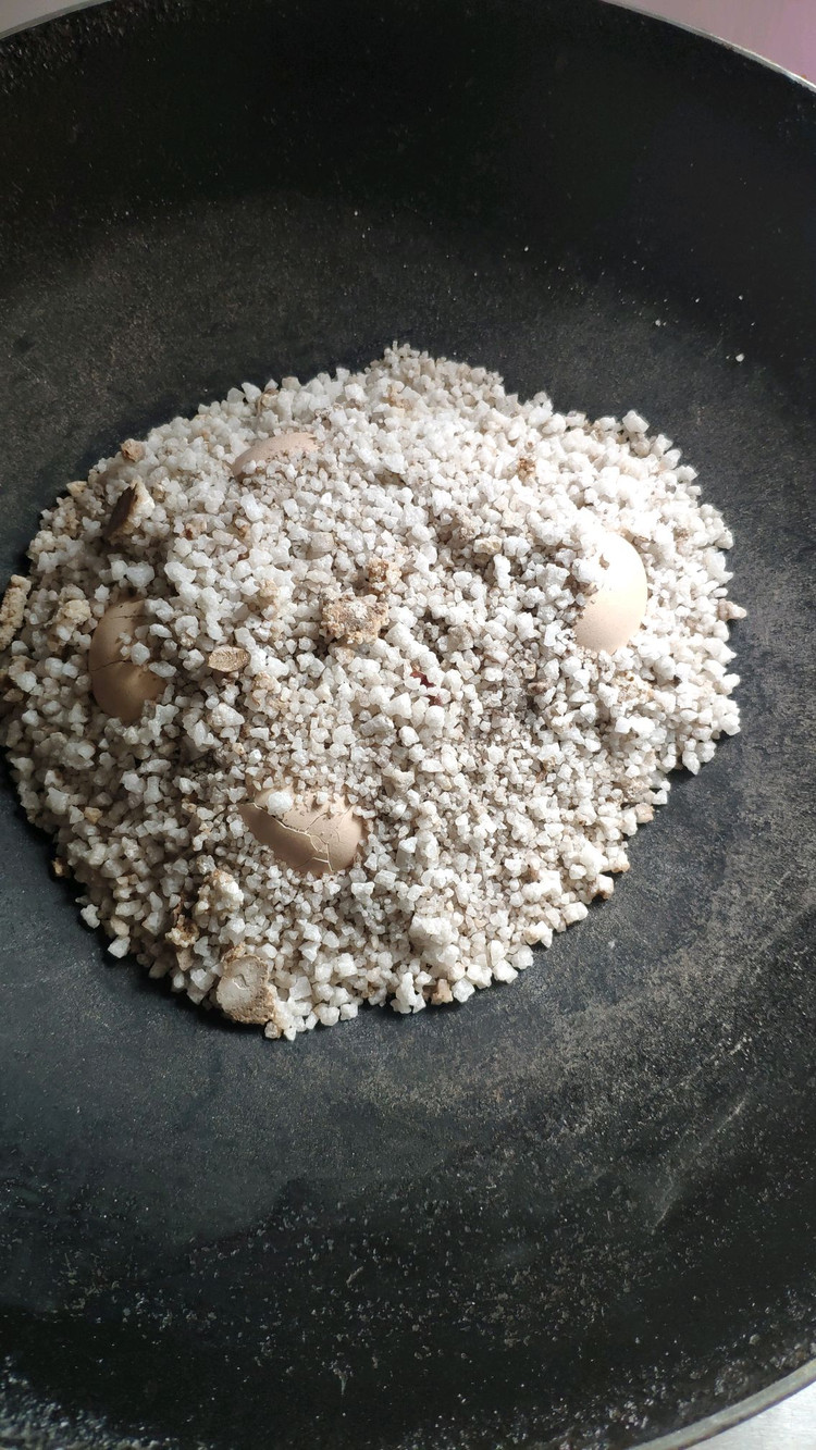 盐焗鸡蛋的做法