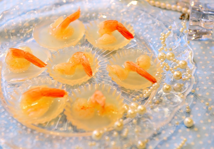 自创菜-创意凉菜-水晶虾冻的做法