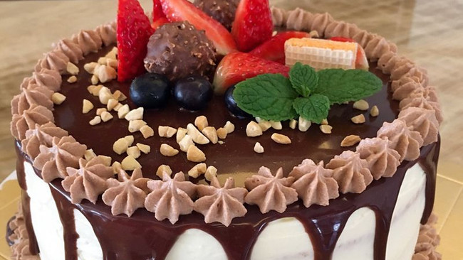 fruit&chocolate drop cake的做法