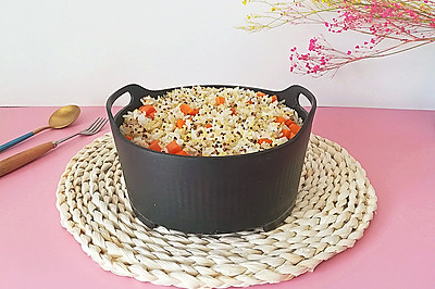 胡萝卜藜麦小米饭