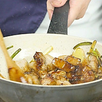 上海小素鸡炖五花肉的做法图解3