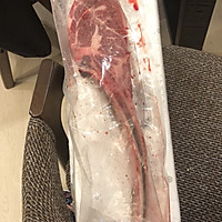战斧牛排佐奶油蘑菇泥#Tomahawk的做法图解1